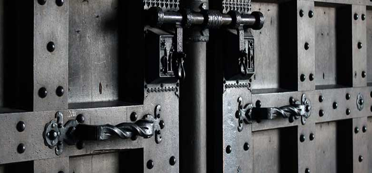 steel entry door repair in Mead Valley